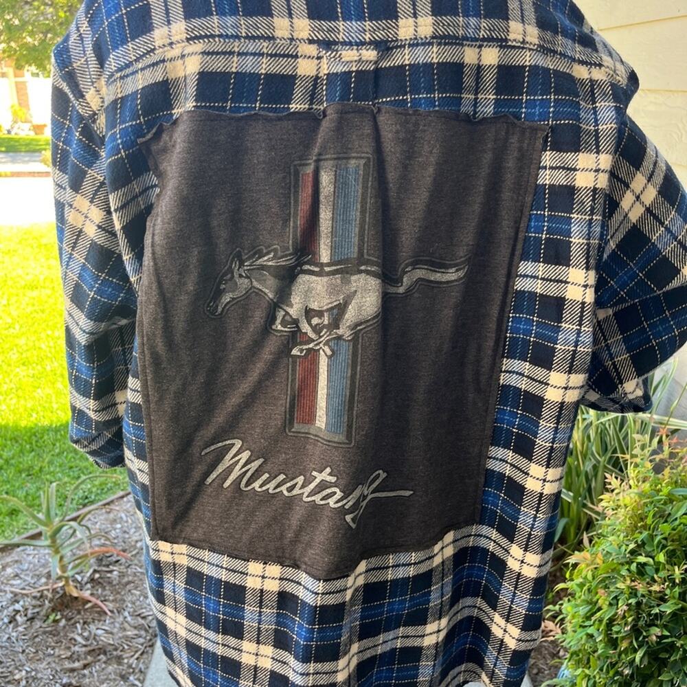 Ford Mustang Flannel Shirt unisex size Large
